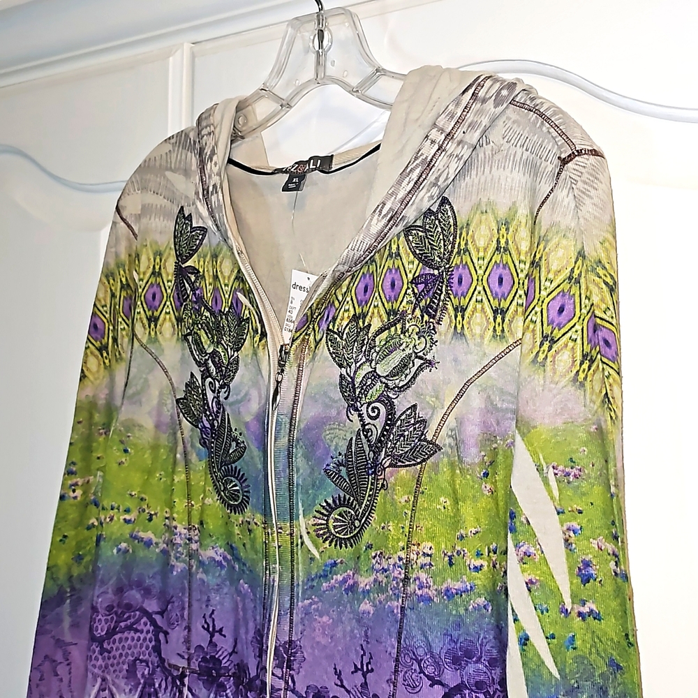Hoodie - Picture 4 of 9